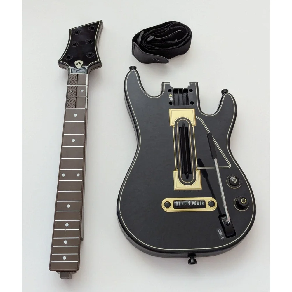 Guitar Hero Live Wireless Controller Black Model #0000654 NO dongle TESTED
